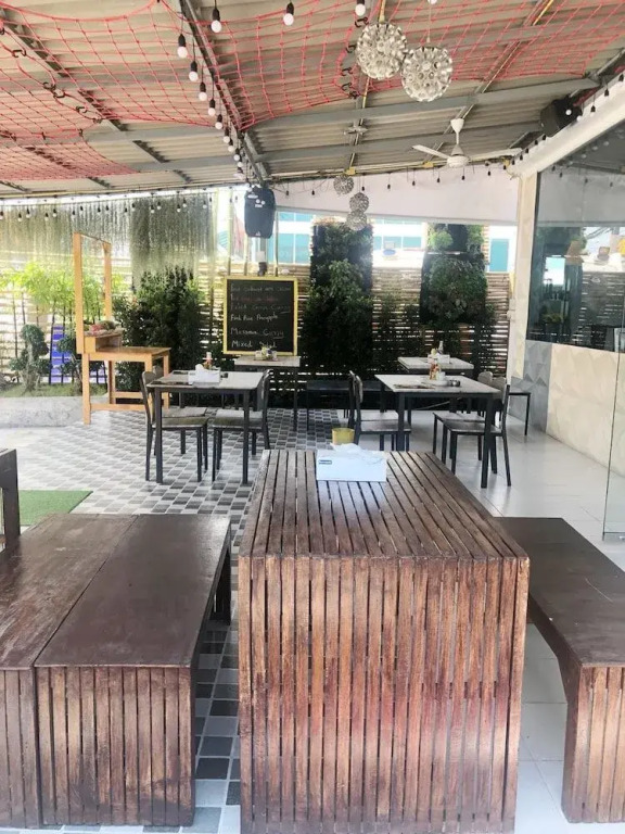 The Cubic Hotel - Hostel