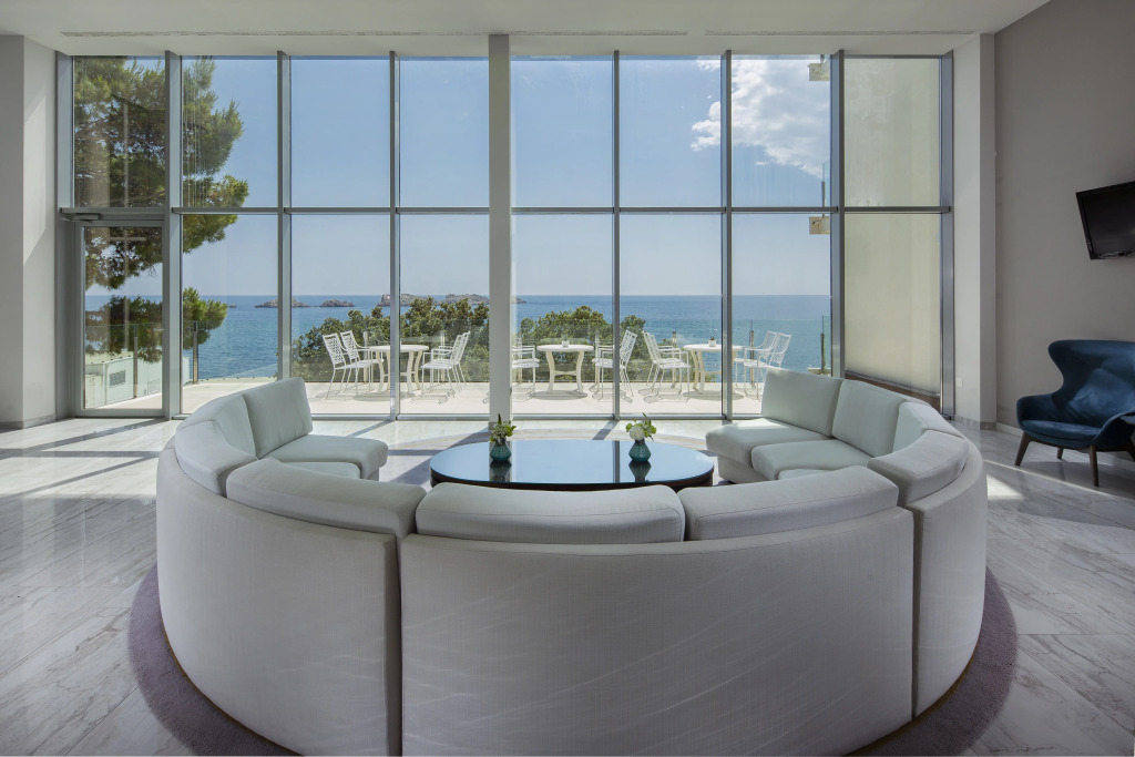 Royal Neptun Hotel