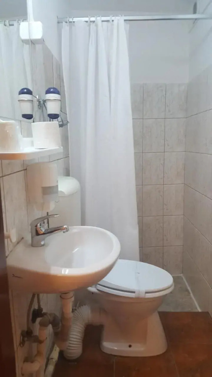 Pensiunea Podul Minciunilor