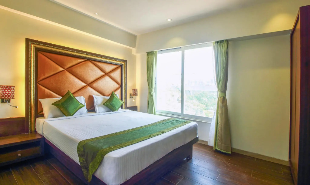 Hotel Laxvas- The Business Hotel