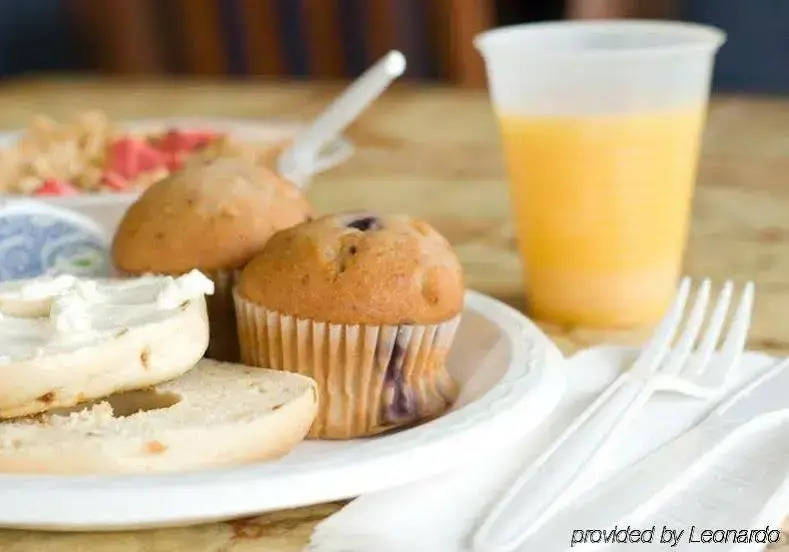Monticello Inn- Framingham/ Boston