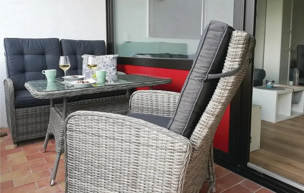 Stunning Apartment in Heringsdorf-süssau With 1 Bedrooms and Wifi