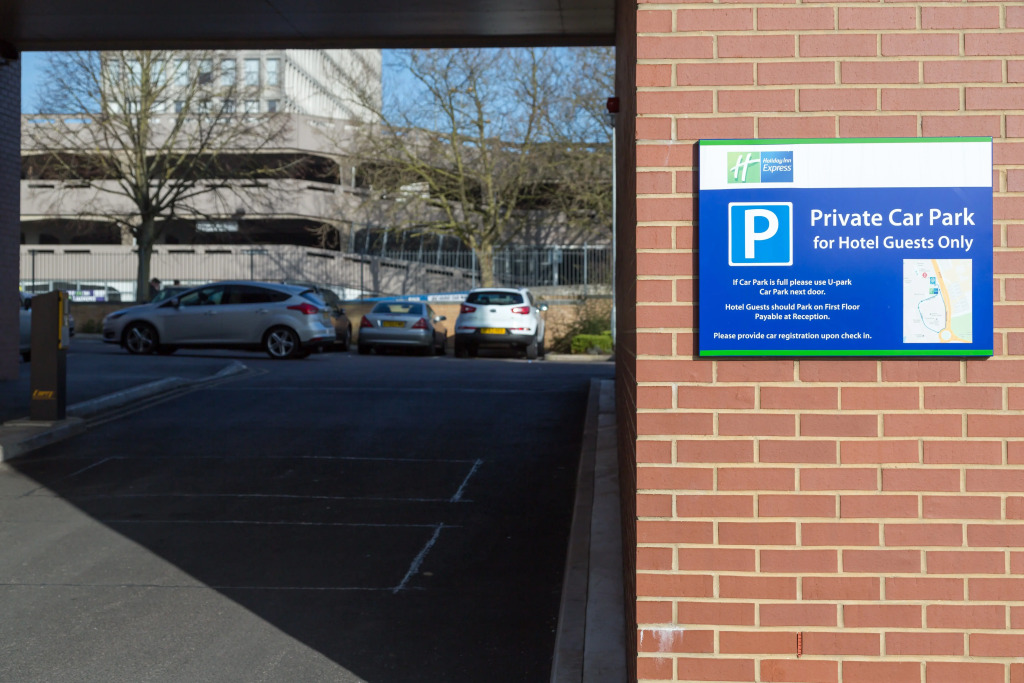 Holiday Inn Express Harlow by IHG
