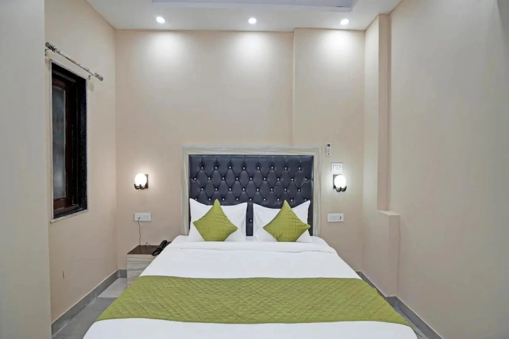 Hotel Green Chilly
