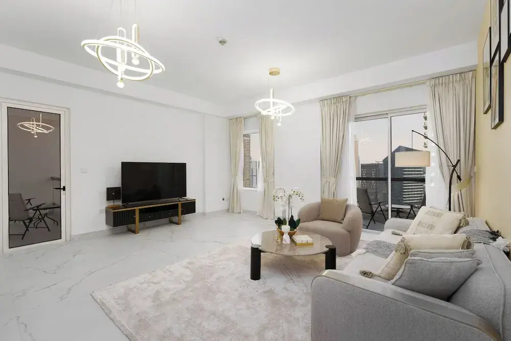 Marco Polo - Chic 1 BR with 2 balconies | Marina Views & Tram