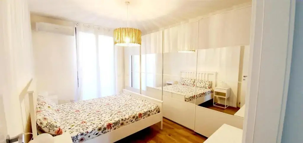 MANTEGNA BOUTIQUE APARTMENT, 75mq, 100mt from the lake, free parking