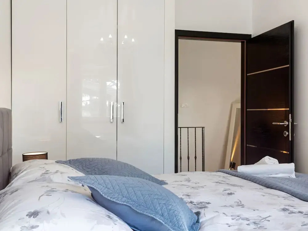 Modern Apartment in Zadar with Garden