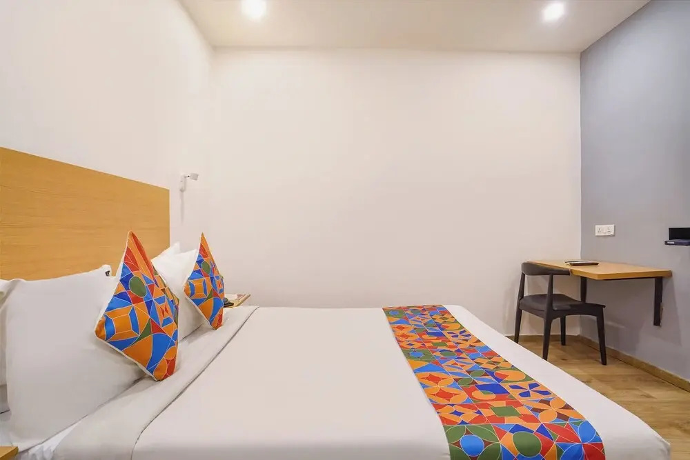 FabHotel Cinco - Nr Secunderabad Railway Station, Yashoda Hospital