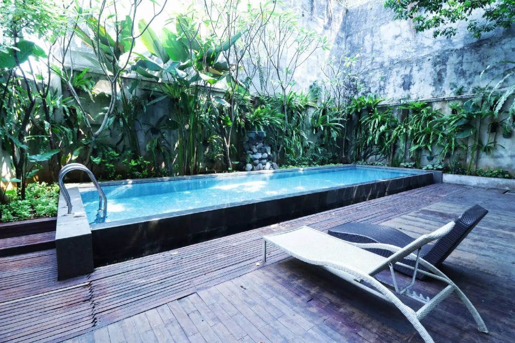 Pejaten Valley Residence