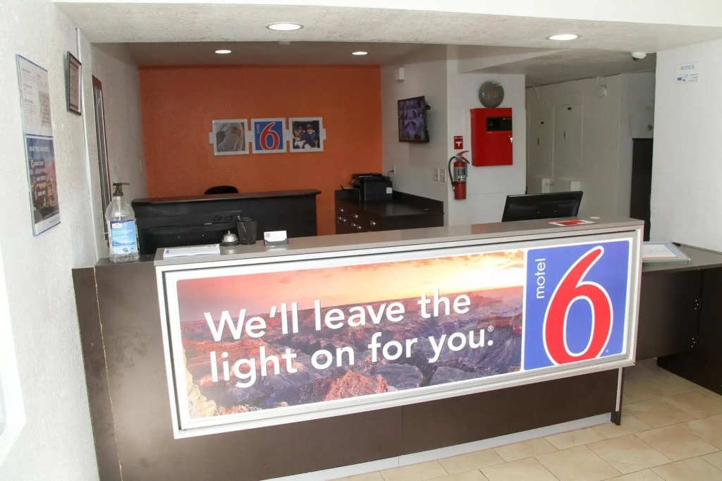 Motel 6-Lufkin, TX