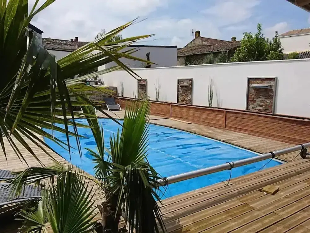 Magnificent Villa in Nuaille-d'aunis With Wellness
