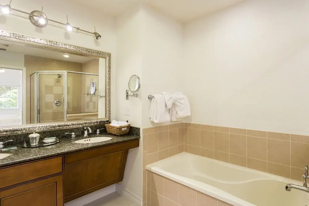 Rvh_265r Whisper Way Contempo 3 Bedroom Condo