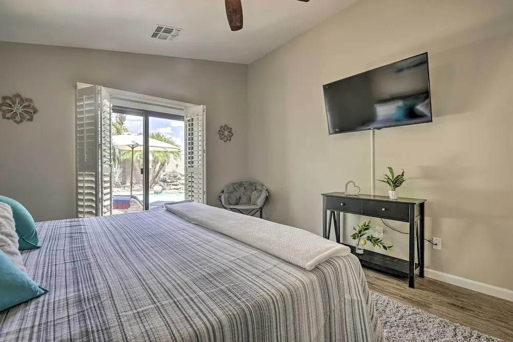 Pool, Hot Tub & Patio: Mesa Oasis Desert Getaway