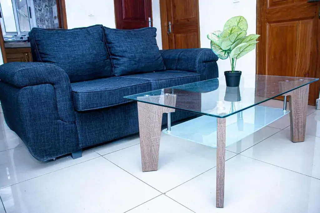 NAIVELI-PALM Appartement meublé sobre et chic