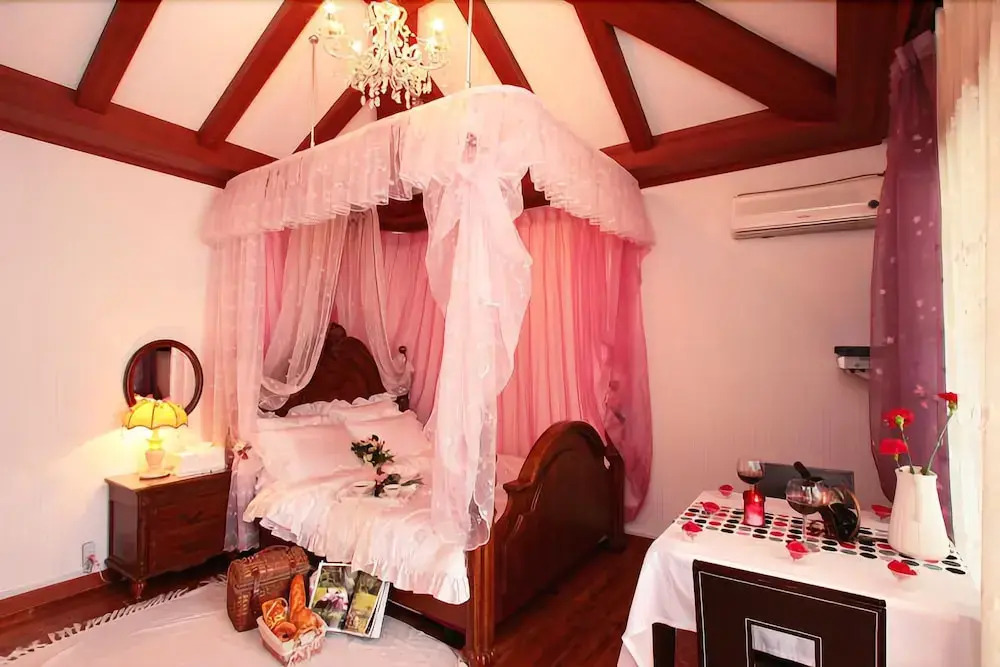 Yangpyeong Rainbow Village Pension