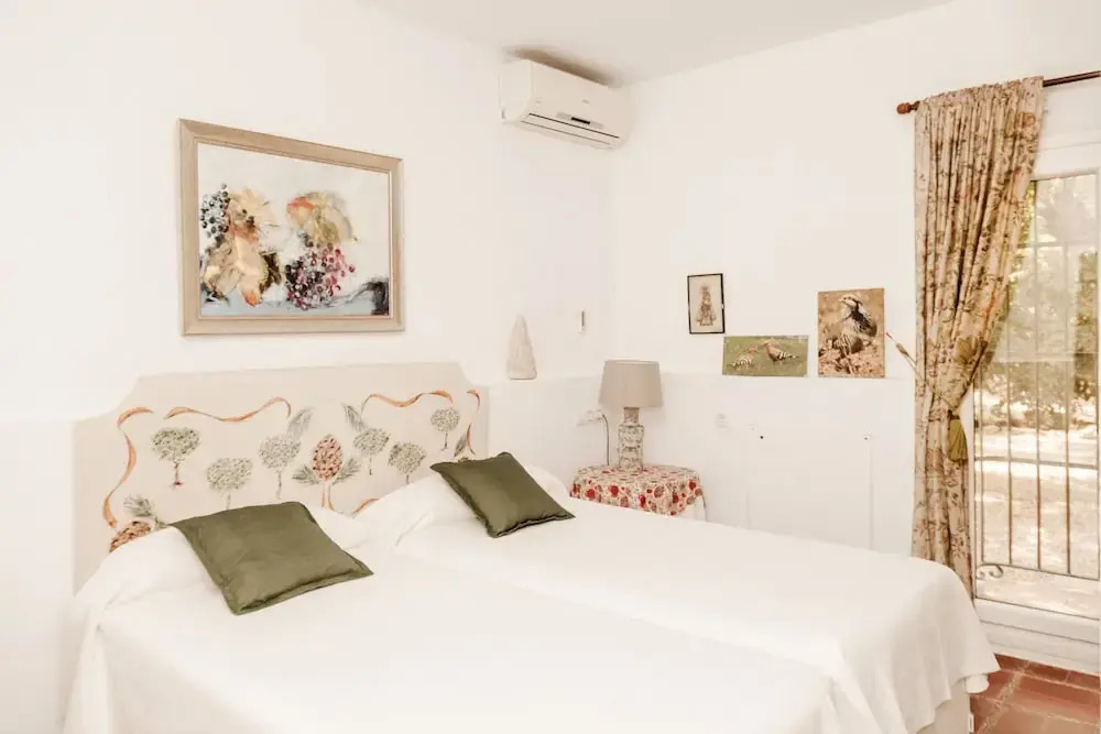Dehesa de las Yeguas casa en finca privada con piscina y playa