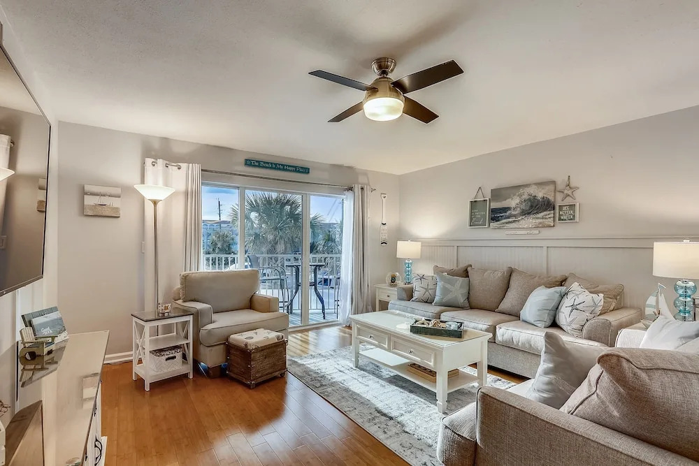 Seacrest 206 is a gorgeous Gulf Front2 BR with Free Beach Service for 2 by RedAwning
