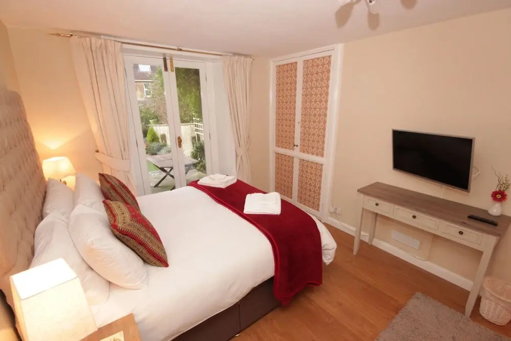 Wellsway House - Stylish Townhouse