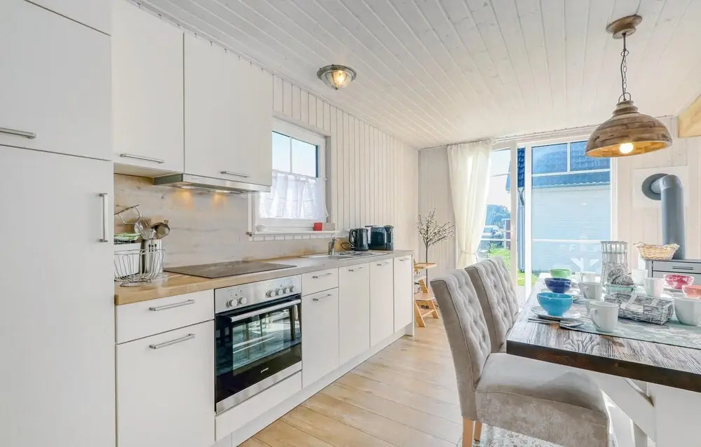 2 Bedroom Amazing Home In Zerpenschleuse