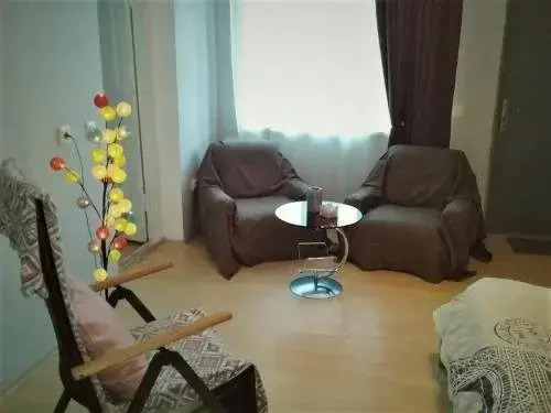 Guest House on Saakadze St. 36