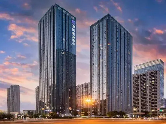 Ebo E-Sports Hotel (East Ningbo Yintai City Store)