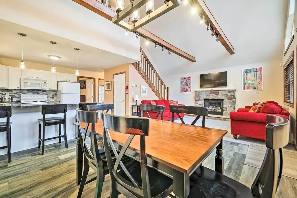 Home in Arrowhead Lake Pocono PA - Lake Access, Hot Tub, Fire Pit, and Amenities Included
