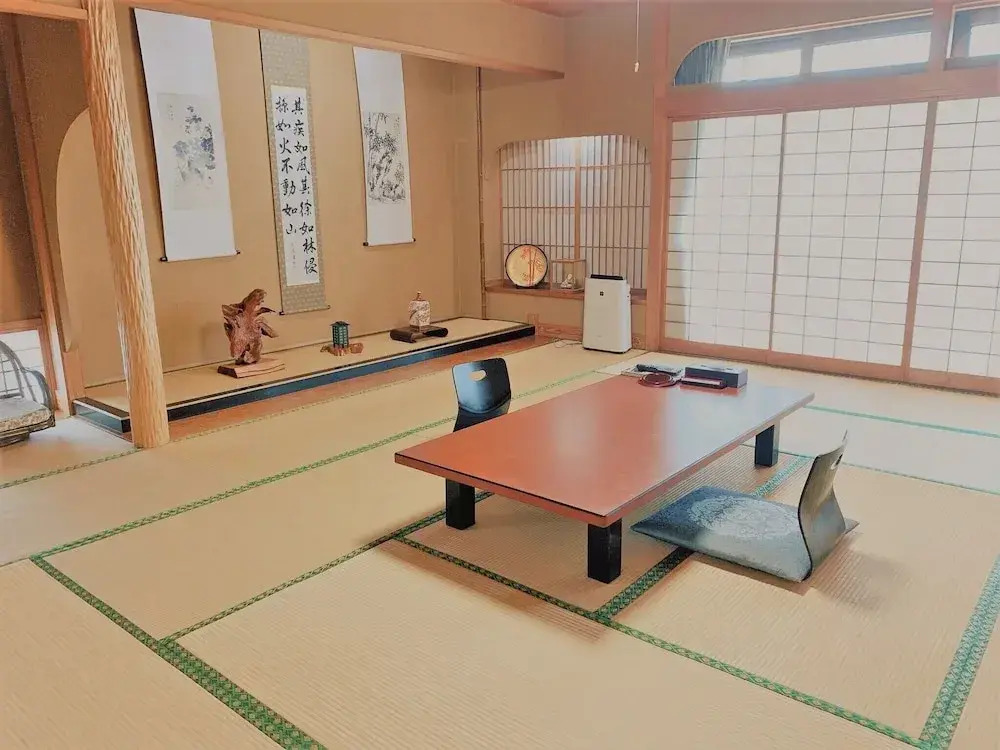 KOUBOUNOYU IKONASOU