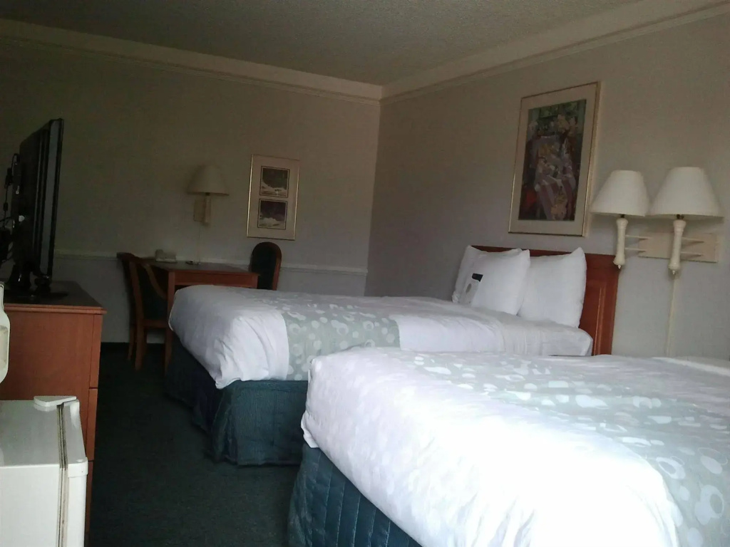 Baymont by Wyndham Tulsa Broken Arrow