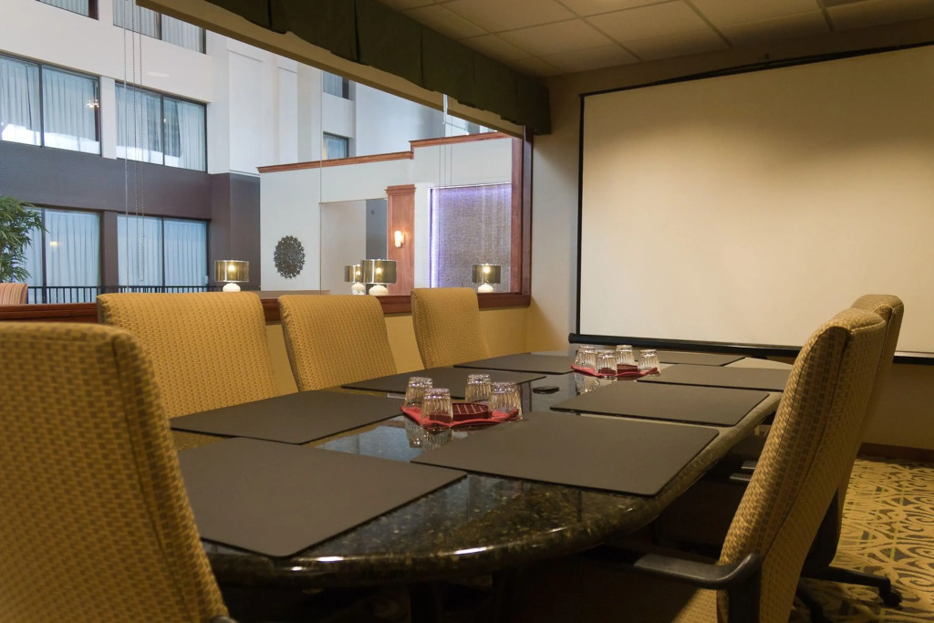 Holiday Inn Itasca - Woodfield Area