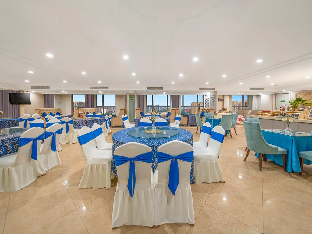 Vienna International Hotel (Chengdu West Railway Station Qingyang Wanda)
