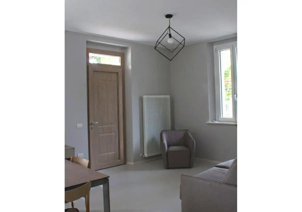 Delizioso appartamento in villa al mare