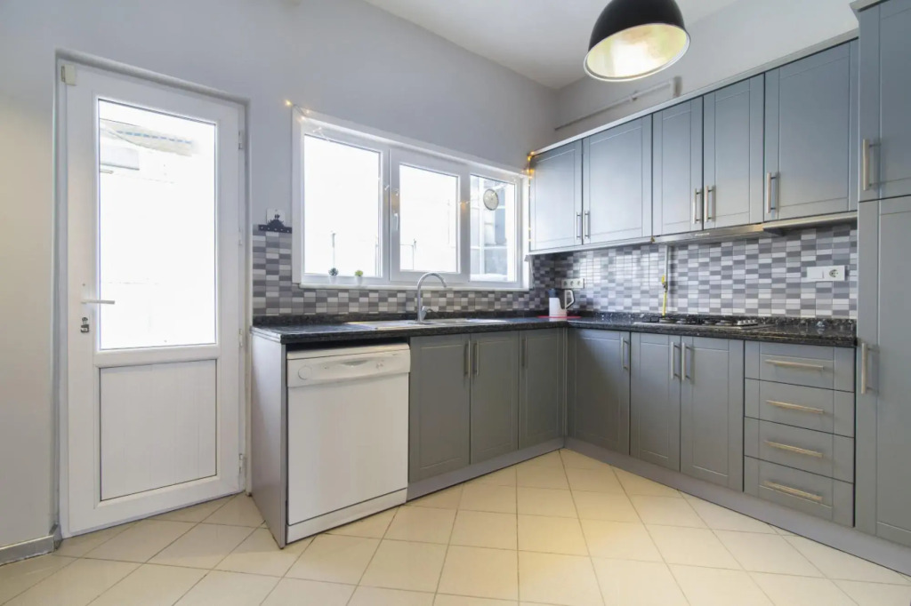 Amazing Flat near Osmanbey Metro Station