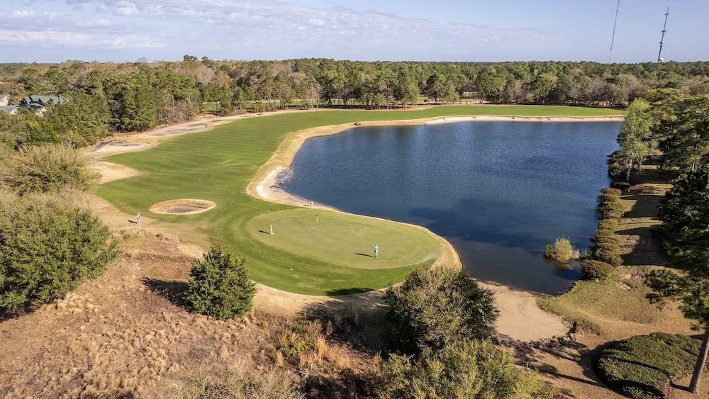 Anchors Away Ii In This Spacious And Beautiful Condo Overlooking Pond And 4th Hole 2 Bedroom Condo by Peace Vacations