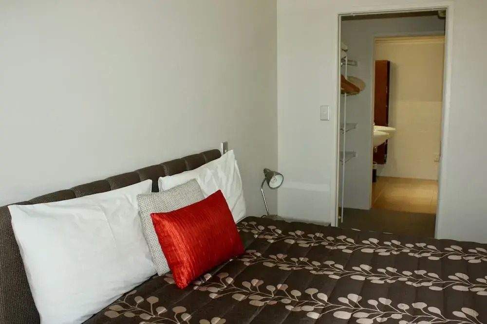 The Reef Beachfront Apartments