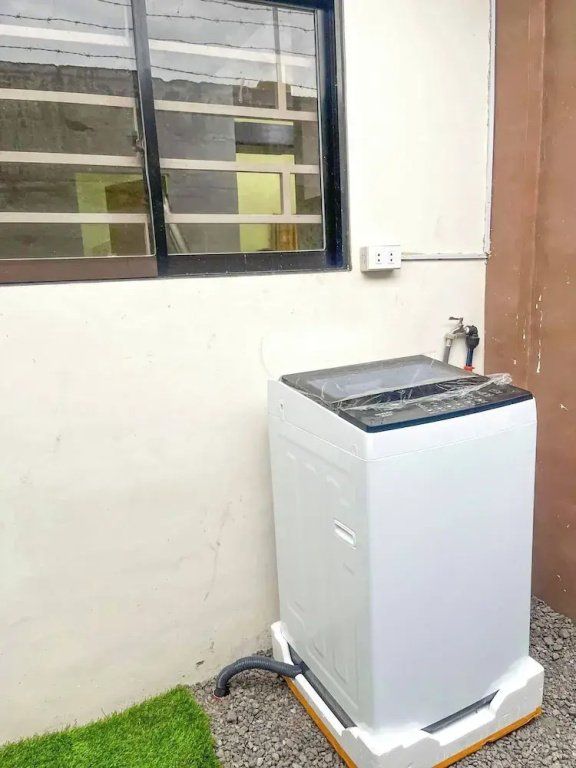 Bloomstone - 2BR Family Suite in Gensan