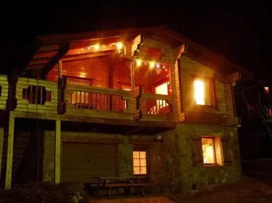 Chalet Rouge Sorbier