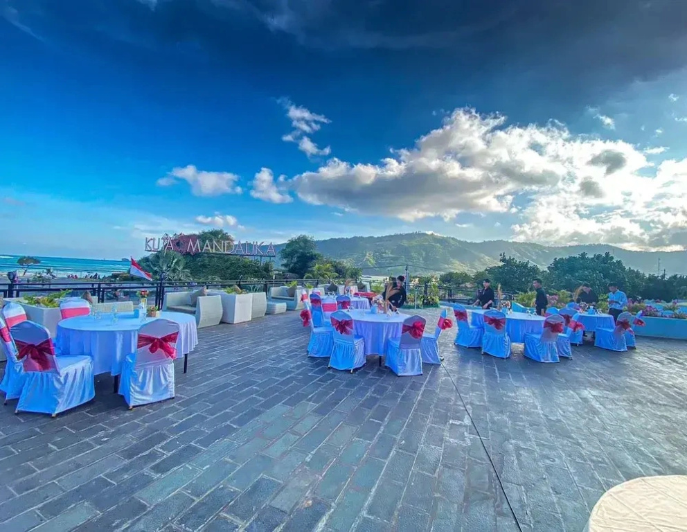 Raja Hotel Kuta Mandalika Powered by Archipelago