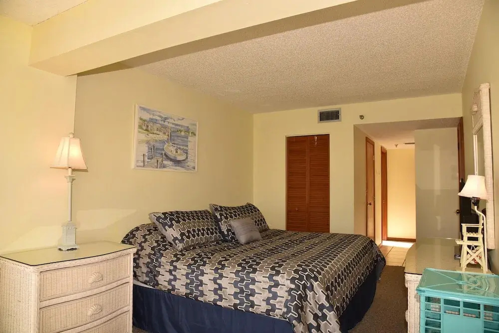 Intracoastal Side Condos by Plumlee Vacation Rentals