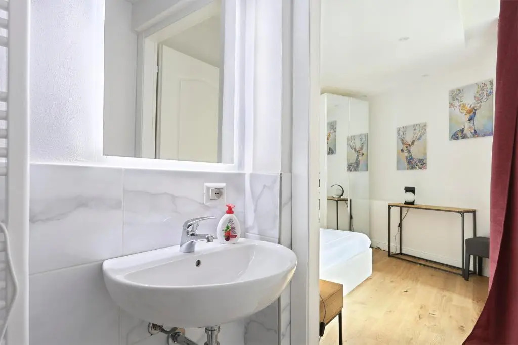 La Marmora 3 bedroom apartment near Galleria dell'Accademia