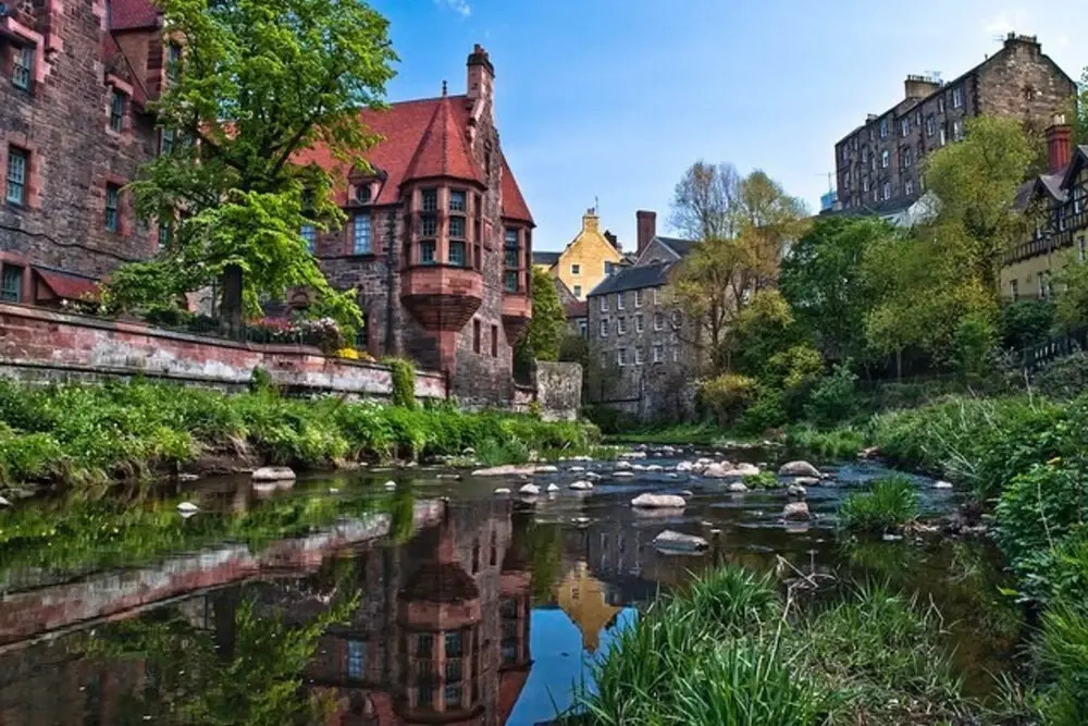 2 Bedroom Flat in Central Edinburgh