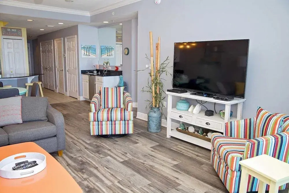 San Carlos 706 3 Bedrooms 3 Bathrooms Condo