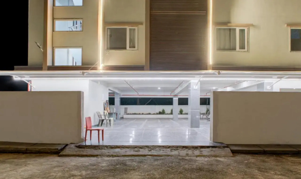 Treebo Rushi Grand, 1 km to Rushikonda Beach