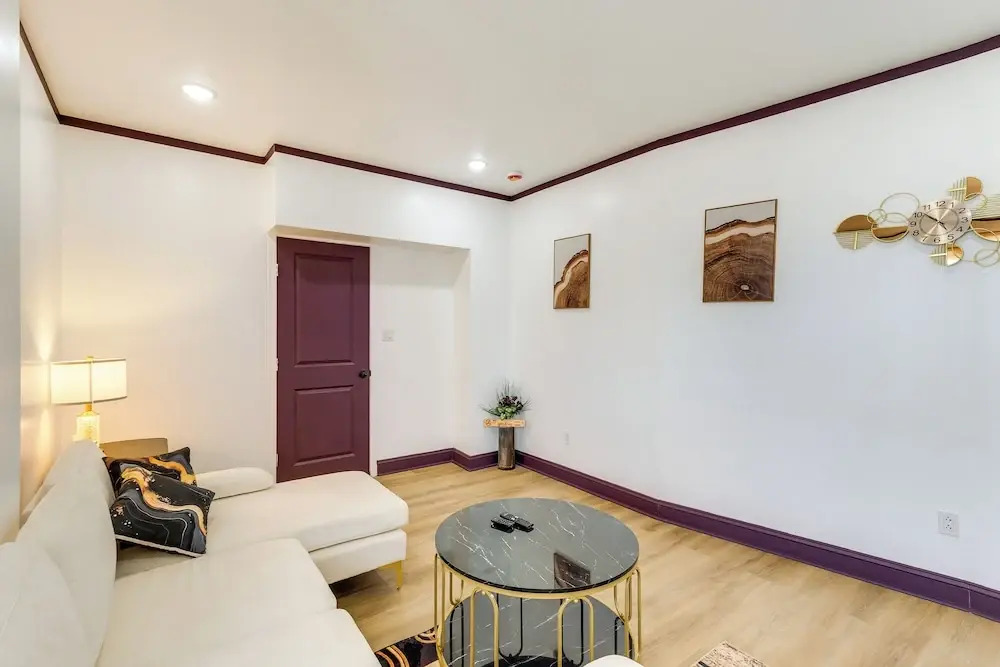 7 Mi to Lincoln Financial! Charming Philly Apt