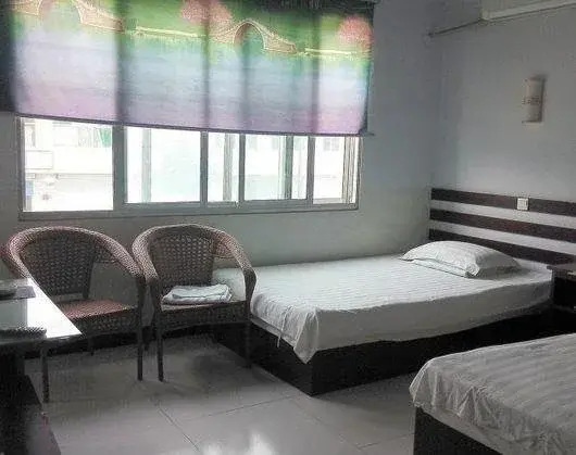 Julong Hotel