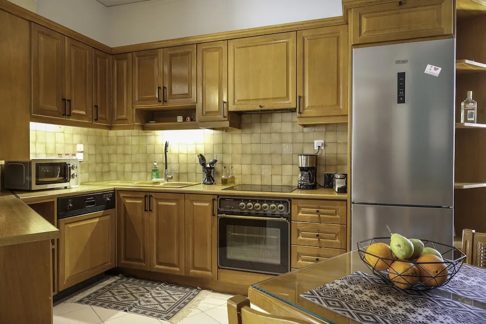 Renaissance City Apartment