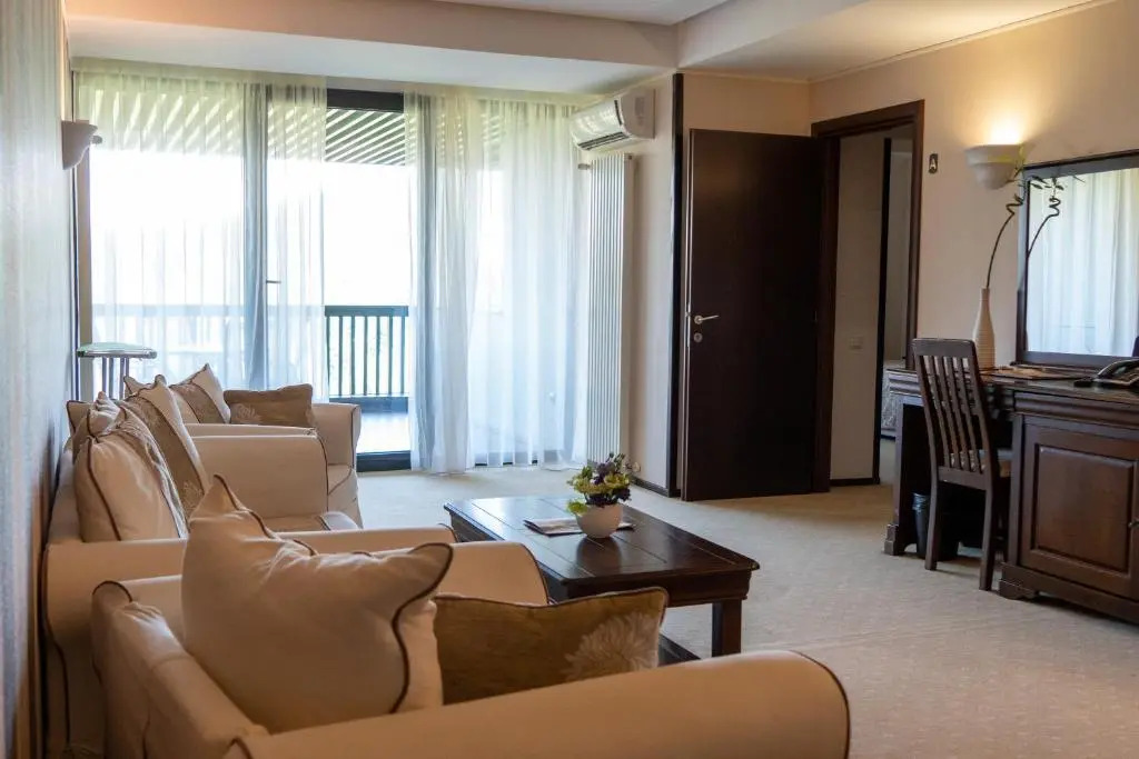 Apartament executive vedere munte Alpin Resort Poiana Brasov