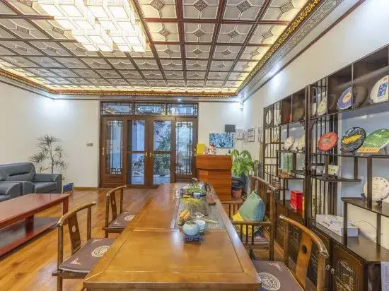 Lanshan Listening to the Wind · Snow Mountain Viewing and Vacation Beauty Hotel