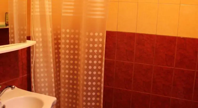 Alina Apartments