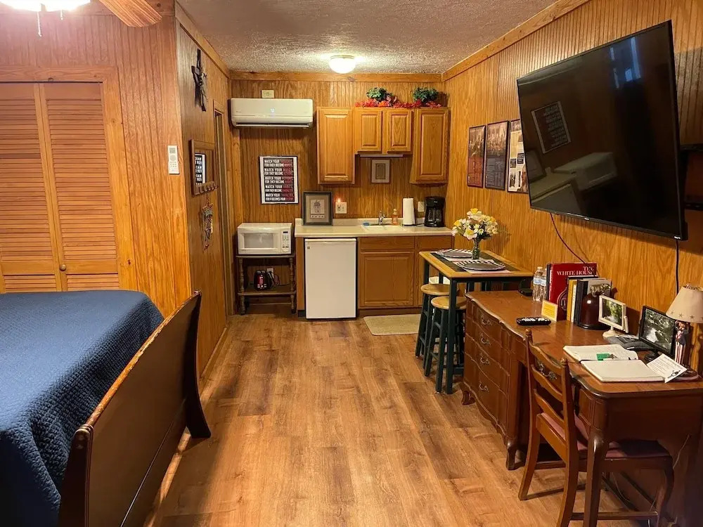 Mountain Aire Cottages, Inn & Glamping