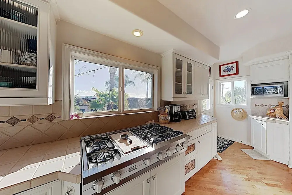 New Listing! Hillside Beach House w/ Ocean Views home